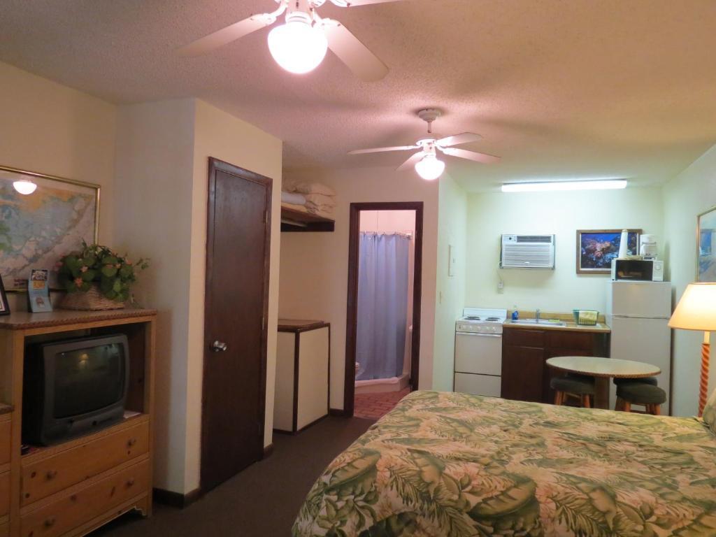 Ed & Ellen'S Lodgings Key Largo Motel Bagian luar foto